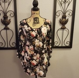 Ember Floral Angel Sleeve Blouse NWOT